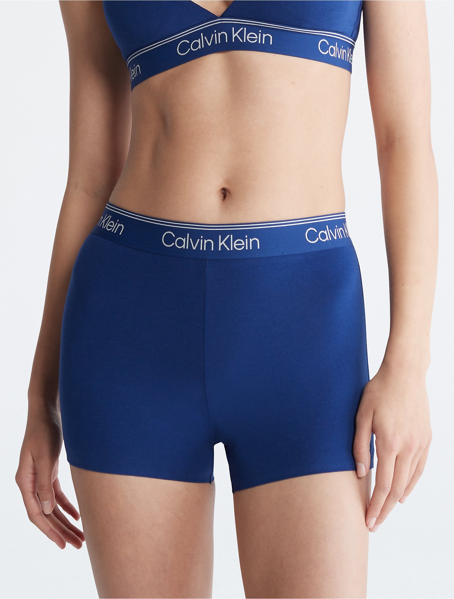 Calvin Klein Women's Seamless Hipster Panty CK D2890 Women