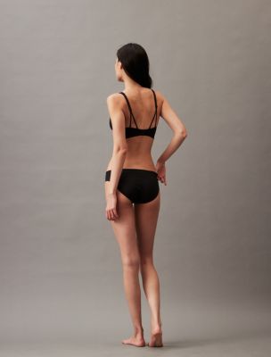 Calvin Klein Women's Bonded Flex Lightly Lined Bralette, Cerise