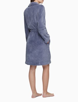 Calvin klein plush shawl collar clearance robe