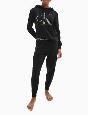 ck one sweatshirt