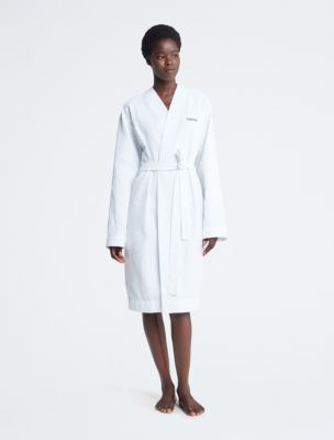 Calvin klein 2025 bathrobe womens