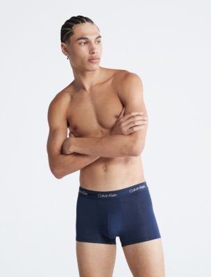 Buy Calvin Klein Underwear Men Blue Mid Rise Colour Block Trunks