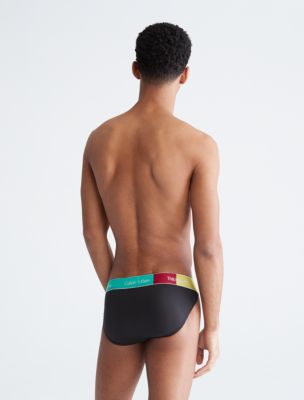 Calvin Klein Mens The Pride Edit Sport Brief : : Clothing, Shoes &  Accessories