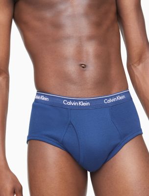 Calvin Klein Men`s Classic Fit Cotton Low Rise Briefs 4 Pack
