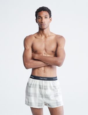 Calvin Klein modern structure sleep boxers in black print