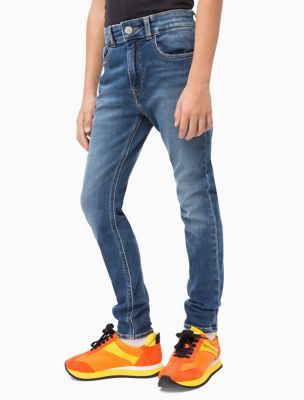 boys tapered jeans
