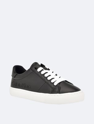 Calvin Klein Shoes (700+ products) find prices here »