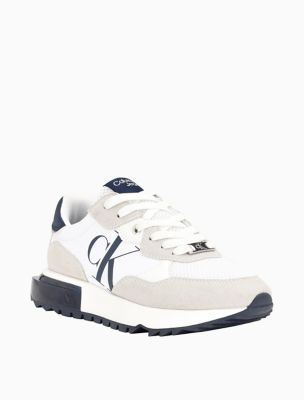 Women's Magalee Sneaker, Light Gray