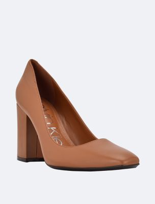 Calvin klein hot sale tan pumps