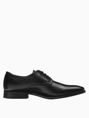 calvin klein men's ramses tuxedo oxford