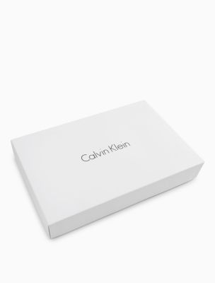 Calvin klein on sale gift box