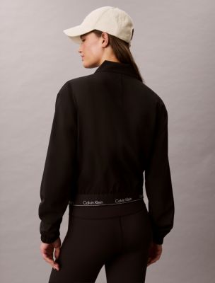 Женская куртка Calvin Klein Modern Sport Windbreaker, цвет: Чёрный — фото 5
