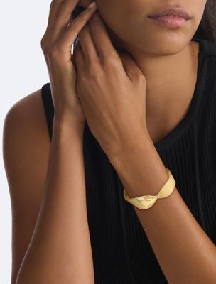 Hinged Bangle Bracelet 2