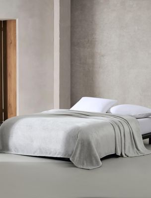 Core Plush Blanket, Aluminum Grey