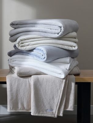 Core Plush Blanket, Dawn Blue