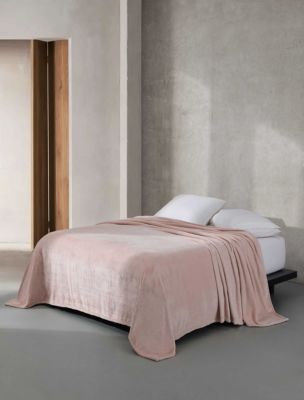 Core Plush Blanket, Petal Pink