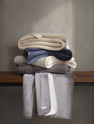 Modern Lush Reversible Throw Blanket, Medium Grey / Aluminium