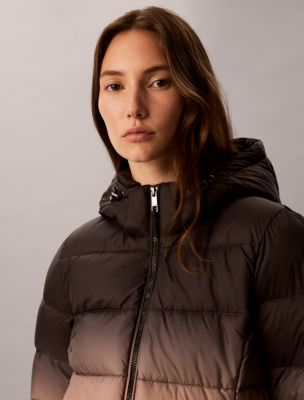 Женская куртка Calvin Klein Ombre Slim Stretch Puffer, цвет: Чёрный — фото 2