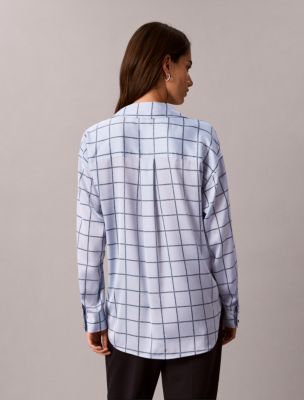 Женская атласная рубашка Calvin Klein в клетку на пуговицах, цвет: Crystblu/Tnavy — фото 2