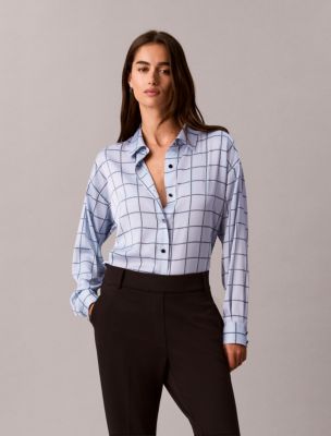 Женская атласная рубашка Calvin Klein в клетку на пуговицах, цвет: Crystblu/Tnavy — фото 1