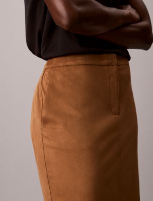 Женская мини-юбка Calvin Klein Soft под замшу, цвет: Седельно-коричневый — фото 3