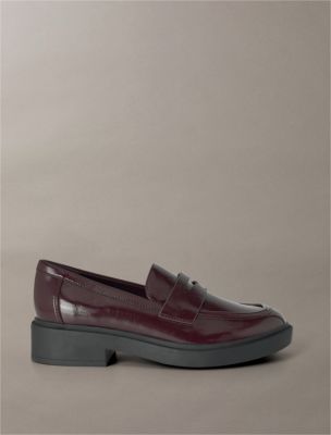 Women's Otinya Loafer, Dark Red
