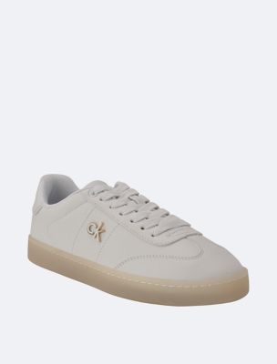 Women's Nicala Sneaker, Cream White