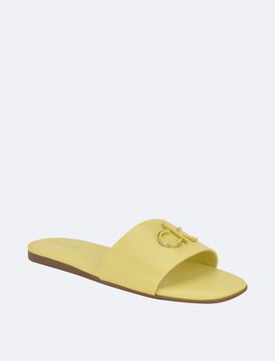 Women's Yancie Sandal, Light Vapor