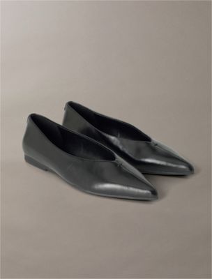 Gemeen Pointed Flats, Black