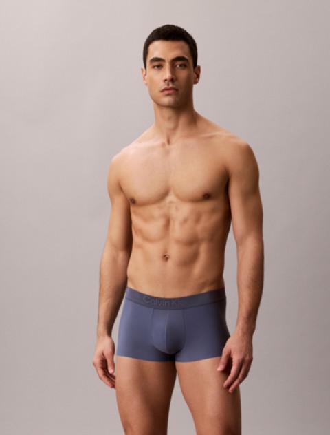 Бельё Calvin Klein CK Black Low Rise Trunk