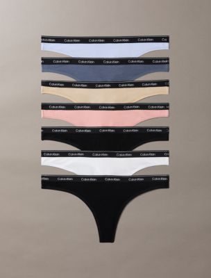 Трусы-стринги Icon, с логотипом, 7 шт. — Calvin Klein, цвет: Кремовый разноцветный
