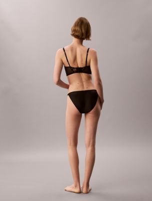 Бюстгальтер-балконет Calvin Klein CK Black с легкой чашкой, цветочное кружево, цвет: Чёрный — фото 4