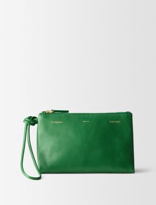 Essential Case, Fern