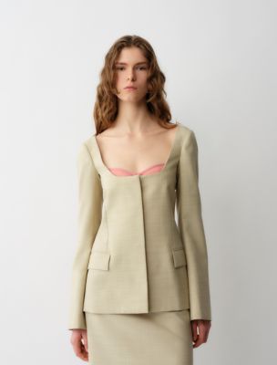 Camille Jacket, Hay