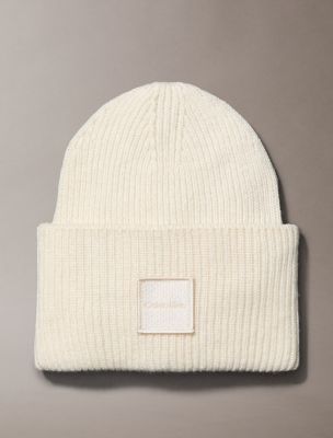 Ribbed Monogram Logo Badge Beanie, Vanilla Ice